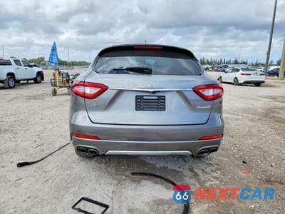 Zdjęcie 6 z 13 samochodu: 2018 MASERATI LEVANTE LUXURY VIN:ZN661XUL6JX268871 - miniatura