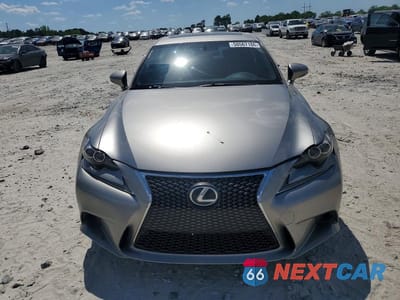 Piąte zdjęcie samochodu w środku: 2016 LEXUS IS 200T VIN:JTHBA1D26G5038044 - miniatura