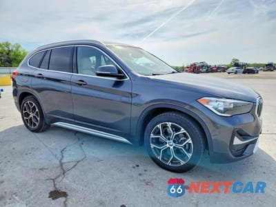 Czwarte zdjęcie samochodu z boku: 2021 BMW X1 XDRIVE28I VIN:WBXJG9C02M5T03406 - miniatura