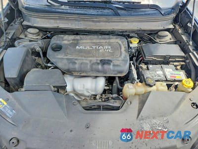 Zdjęcie 11 z 12 samochodu: 2019 JEEP CHEROKEE LATITUDE VIN:1C4PJLCB2KD206653 - miniatura