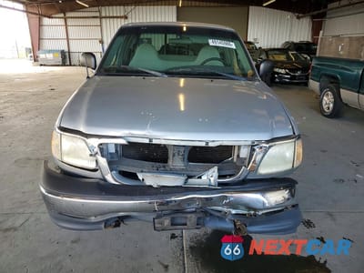 Piąte zdjęcie samochodu w środku: 1999 FORD F150 VIN:1FTZX1729XNB93259 - miniatura