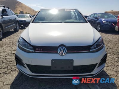 Piąte zdjęcie samochodu w środku: 2020 VOLKSWAGEN GTI S VIN:3VW5T7AU0LM012025 - miniatura