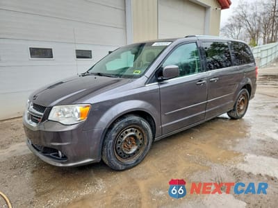 2016 DODGE GRAND CARAVAN SXT 2C4RDGCG3GR353829 - główne zdjęcie licytacji z USA - miniatura