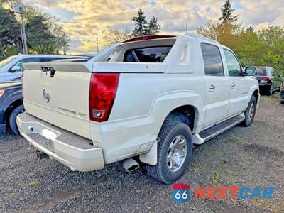 Czwarte zdjęcie samochodu z boku: 2002 CADILLAC ESCALADE EXT VIN:3GYEK63N72G331211 - miniatura