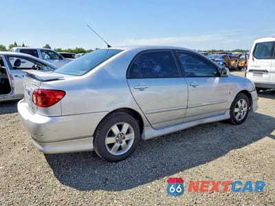 Trzecie zdjęcie samochodu z tyłu: 2005 TOYOTA COROLLA S VIN:1NXBR32E45Z391173 - miniatura