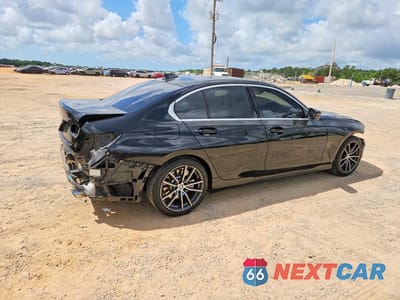 Trzecie zdjęcie samochodu z tyłu: 2019 BMW 330I VIN:WBA5R1C53KFH26816 - miniatura