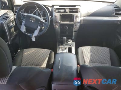 Zdjęcie 8 z 12 samochodu: 2016 TOYOTA 4RUNNER SR5 VIN:JTEBU5JR5G5361563 - miniatura