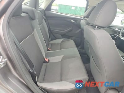 Zdjęcie 10 z 12 samochodu: 2014 FORD FOCUS SE VIN:1FADP3F20EL438083 - miniatura