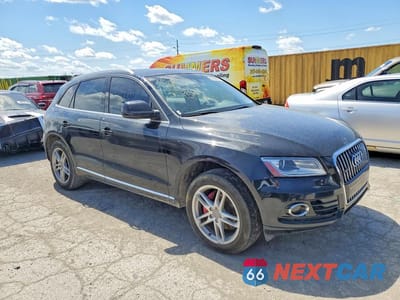 Czwarte zdjęcie samochodu z boku: 2014 AUDI Q5 PREMIUM PLUS VIN:WA1LFAFPXEA127744 - miniatura