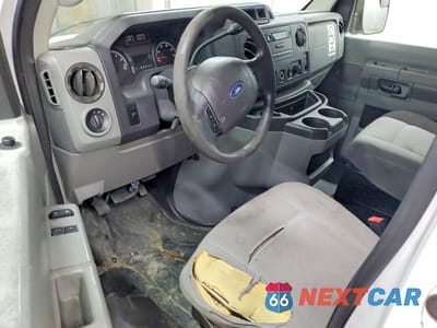 Zdjęcie 8 z 13 samochodu: 2012 FORD E250 DELIVERY VAN VIN:1FTNE2EW2CDA83623 - miniatura