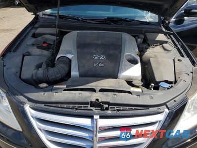 Zdjęcie 11 z 12 samochodu: 2009 HYUNDAI GENESIS VIN:KMHGC46E89U043048 - miniatura