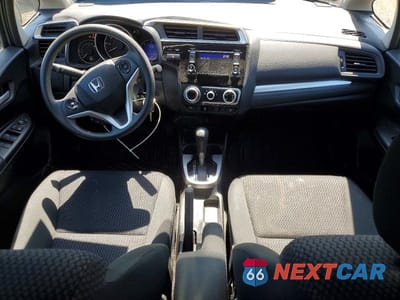 Zdjęcie 8 z 12 samochodu: 2020 HONDA FIT LX VIN:3HGGK5H47LM726101 - miniatura