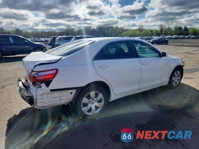 Trzecie zdjęcie samochodu z tyłu: 2008 TOYOTA CAMRY LE VIN:4T1BE46K58U742937 - miniatura