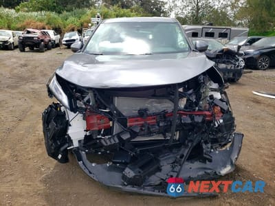 Piąte zdjęcie samochodu w środku: 2026 NISSAN ROGUE SV VIN:5N1BT3BA4TC746425 - miniatura