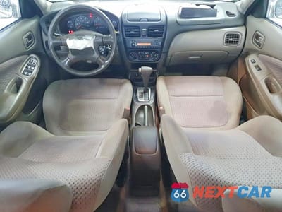 Zdjęcie 8 z 11 samochodu: 2004 NISSAN SENTRA 1.8 VIN:3N1CB51D64L488985 - miniatura