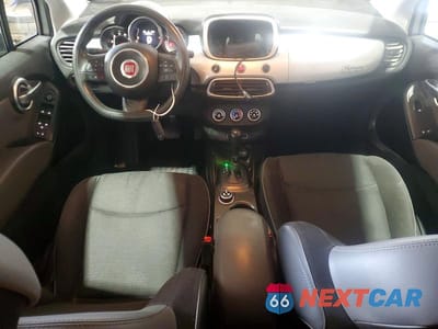 Zdjęcie 8 z 12 samochodu: 2016 FIAT 500X EASY VIN:ZFBCFYBTXGP401576 - miniatura