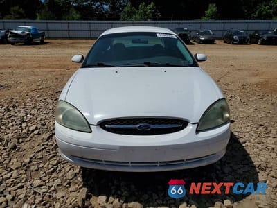 Piąte zdjęcie samochodu w środku: 2002 FORD TAURUS SE VIN:1FAFP53UX2A122305 - miniatura