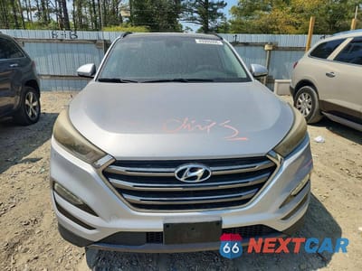 Piąte zdjęcie samochodu w środku: 2016 HYUNDAI TUCSON LIMITED VIN:KM8J33A21GU208724 - miniatura