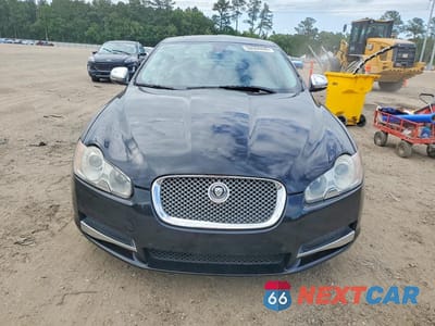 Piąte zdjęcie samochodu w środku: 2011 JAGUAR XF PREMIUM VIN:SAJWA0GB3BLS19102 - miniatura