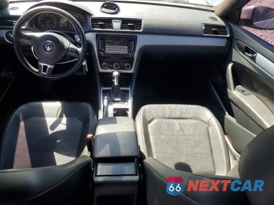 Zdjęcie 8 z 13 samochodu: 2012 VOLKSWAGEN PASSAT SE VIN:1VWBP7A36CC049595 - miniatura