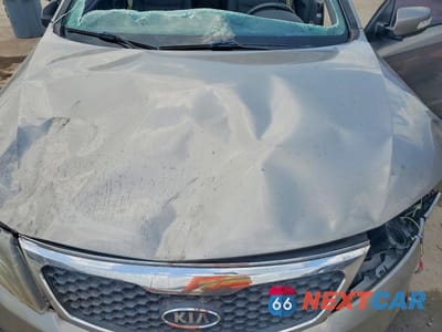 Zdjęcie 12 z 13 samochodu: 2013 KIA SORENTO LX VIN:5XYKT3A65DG325117 - miniatura