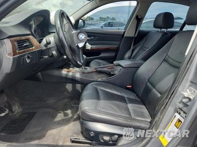 Zdjęcie 7 z 12 samochodu: 2011 BMW 328 XI VIN:WBAPK7C57BF088051 - miniatura