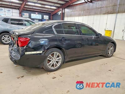 Trzecie zdjęcie samochodu z tyłu: 2011 INFINITI G37 SEDAN X VIN:JN1CV6AR6BM411741 - miniatura