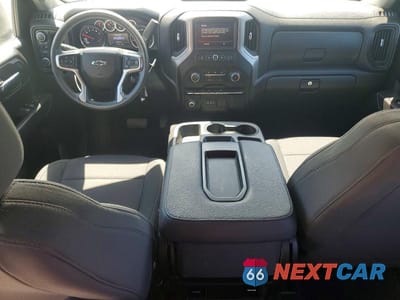Zdjęcie 8 z 12 samochodu: 2022 CHEVROLET SILVERADO LTD K1500 CUSTOM VIN:1GCPYBEK9NZ199730 - miniatura