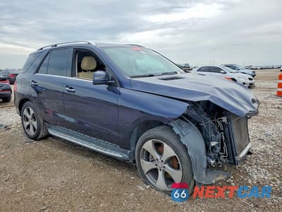 Czwarte zdjęcie samochodu z boku: 2016 MERCEDES-BENZ GLE 350 4MATIC VIN:4JGDA5HBXGA751656 - miniatura