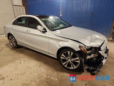 Czwarte zdjęcie samochodu z boku: 2017 MERCEDES-BENZ C 300 4MATIC VIN:55SWF4KB9HU209053 - miniatura