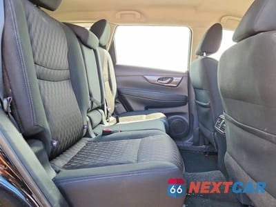 Zdjęcie 11 z 13 samochodu: 2018 NISSAN ROGUE S VIN:5N1AT2MV6JC771507 - miniatura