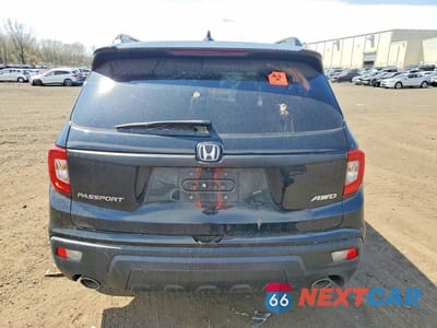 Zdjęcie 6 z 12 samochodu: 2019 HONDA PASSPORT EXL VIN:5FNYF8H51KB027602 - miniatura