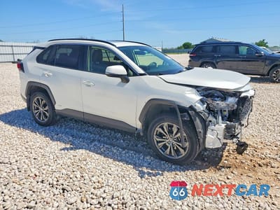 Czwarte zdjęcie samochodu z boku: 2022 TOYOTA RAV4 HYBRID XLE PREMIUM VIN:JTMB6RFV7ND050943 - miniatura