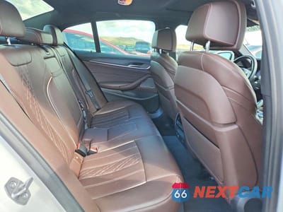 Zdjęcie 10 z 13 samochodu: 2021 BMW 540 XI VIN:WBA73BJ05MCH33682 - miniatura