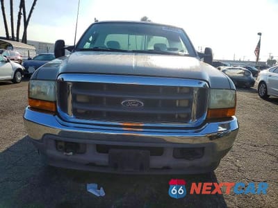 Piąte zdjęcie samochodu w środku: 2001 FORD F250 SUPER DUTY VIN:3FTNX20L81MA74899 - miniatura