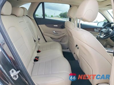 Zdjęcie 11 z 14 samochodu: 2021 MERCEDES-BENZ GLC 300 VIN:W1N0G8DB0MV316067 - miniatura