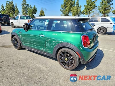 Drugie zdjęcie samochodu z przodu: 2024 MINI COOPER SE VIN:WMW13DJ01R2V87986 - miniatura