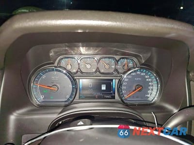 Zdjęcie 8 z 14 samochodu: 2019 CHEVROLET SUBURBAN C1500 LT VIN:1GNSCHKC4KR352378 - miniatura
