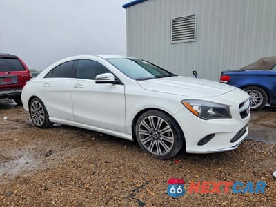 Czwarte zdjęcie samochodu z boku: 2018 MERCEDES-BENZ CLA 250 VIN:WDDSJ4EB8JN695507 - miniatura