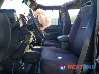 Zdjęcie 7 z 12 samochodu: 2016 JEEP WRANGLER SPORT VIN:1C4BJWDG4GL104841 - miniatura