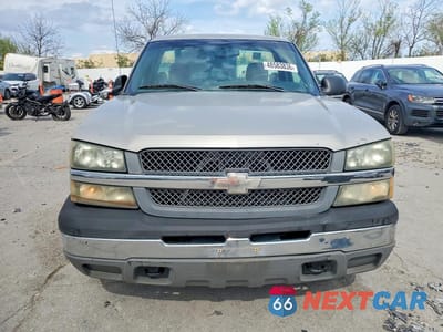 Piąte zdjęcie samochodu w środku: 2004 CHEVROLET SILVERADO C1500 VIN:1GCEC14T14Z237993 - miniatura