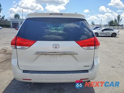Zdjęcie 6 z 12 samochodu: 2011 TOYOTA SIENNA LIMITED 7-PASSENGER VIN:5TDYK3DC9BS017723 - miniatura