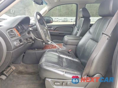 Zdjęcie 7 z 14 samochodu: 2007 GMC YUKON VIN:1GKFC13J57J102026 - miniatura