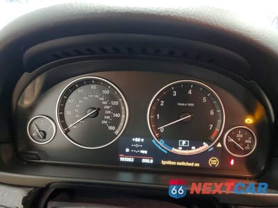 Zdjęcie 9 z 11 samochodu: 2013 BMW 528 XI VIN:WBAXH5C59DD112481 - miniatura