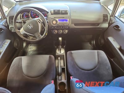 Zdjęcie 8 z 12 samochodu: 2007 HONDA FIT S VIN:JHMGD38667S058057 - miniatura