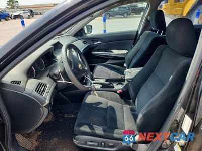 Zdjęcie 7 z 13 samochodu: 2008 HONDA ACCORD EX VIN:JHMCP26728C047998 - miniatura