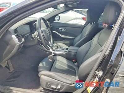 Zdjęcie 7 z 12 samochodu: 2019 BMW 330I VIN:WBA5R1C5XKAJ98833 - miniatura