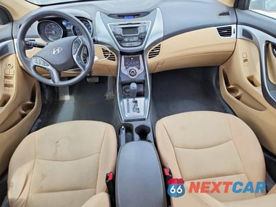 Zdjęcie 8 z 12 samochodu: 2013 HYUNDAI ELANTRA GLS VIN:5NPDH4AE1DH320478 - miniatura