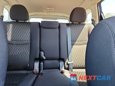 Zdjęcie 10 z 13 samochodu: 2019 NISSAN ROGUE SV VIN:5N1AT2MV1KC825121 - miniatura