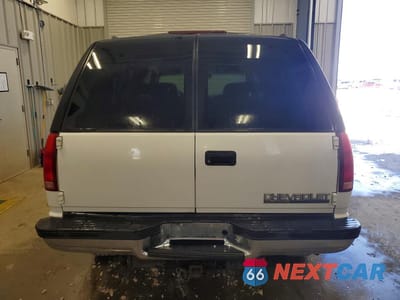 Zdjęcie 6 z 13 samochodu: 1999 CHEVROLET TAHOE K1500 VIN:1GNEK13R6XJ355699 - miniatura